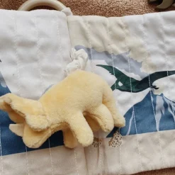 Konges Slojd Stoffen Babyboekje Dino