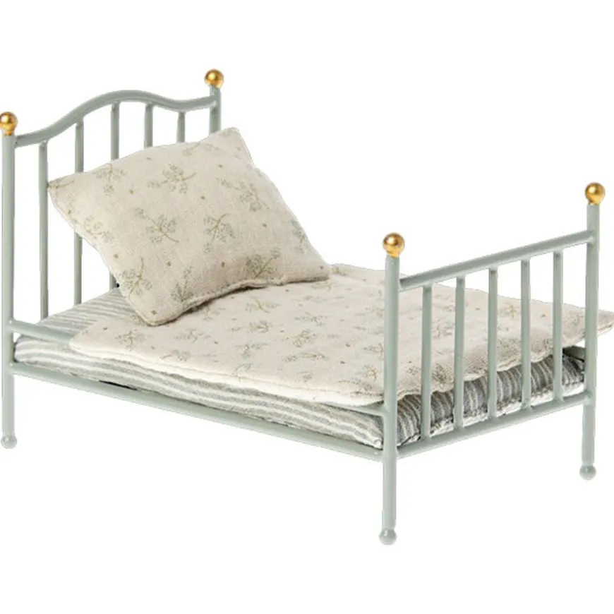 Maileg Metalen Vintage Poppenbed Mouse Mint