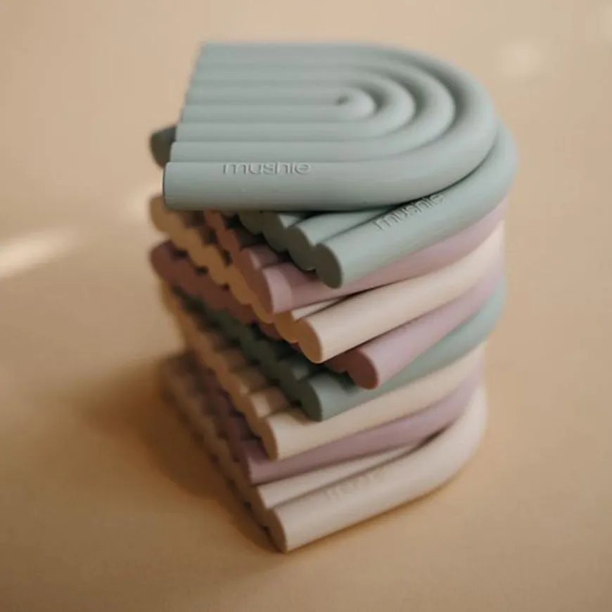 Mushie Bijtring Rainbow Cambridge Blue